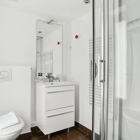 Grand Studio Lumineux - Rue De Vaugirard Apartmán